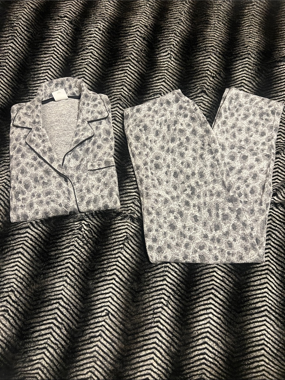 Soma Brushed Cozy Leopard print Pajama Set xs